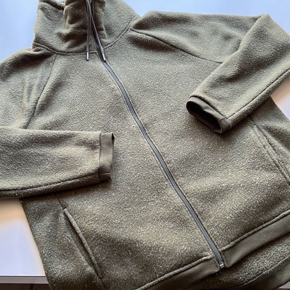 Avia Cowl Neck Full Zip Sweatshirt Sz. L